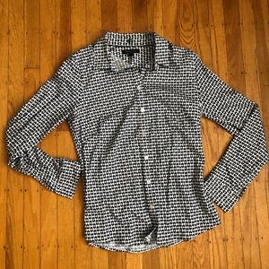 Banana Republic Non Iron fitted button down shirt
